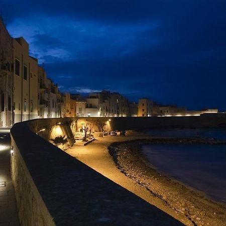 Casa Vacanze Ulisse Trapani Exterior foto
